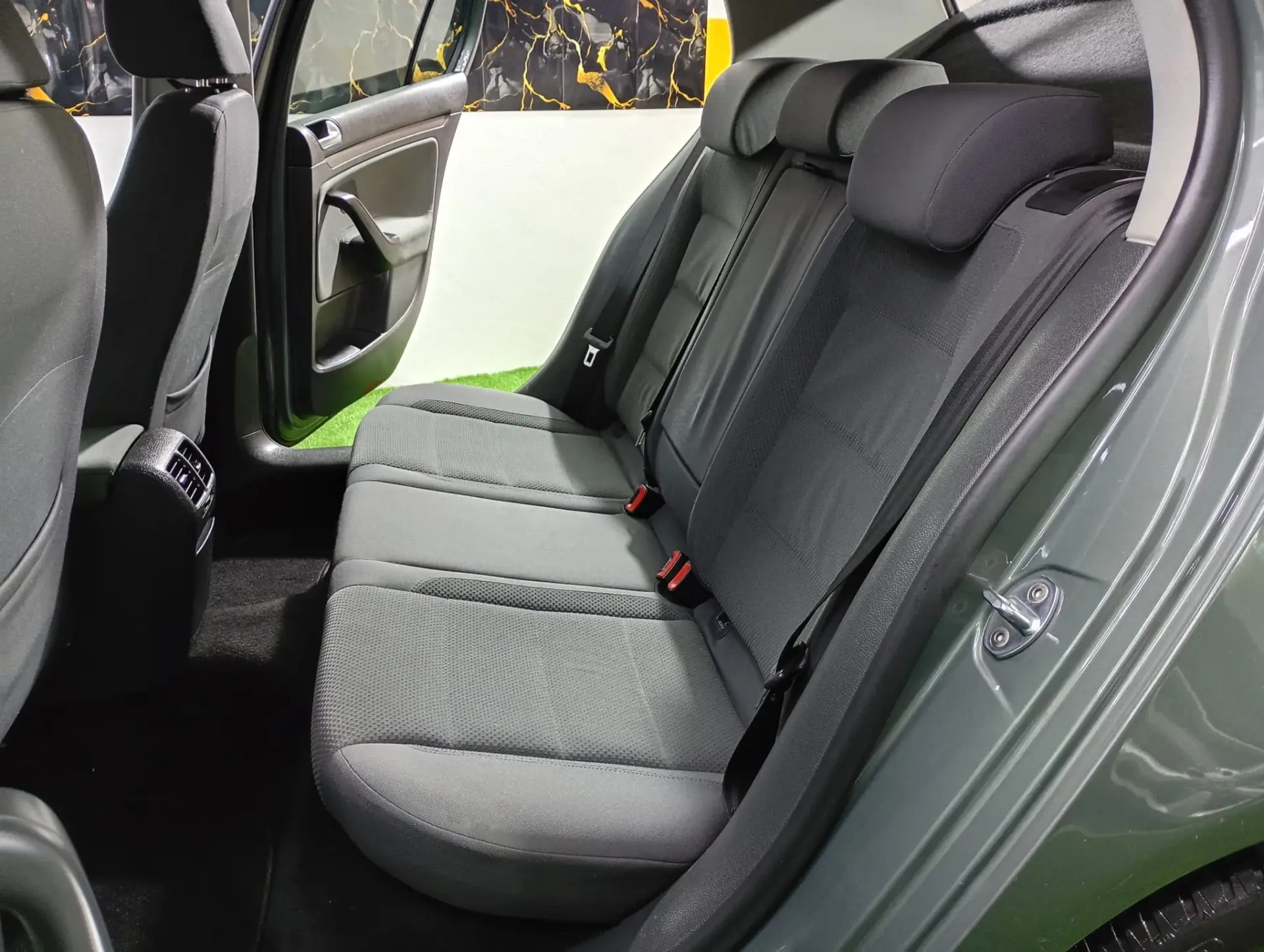 Volkswagen Golf 1.9 TDi 6V Confortline 33
