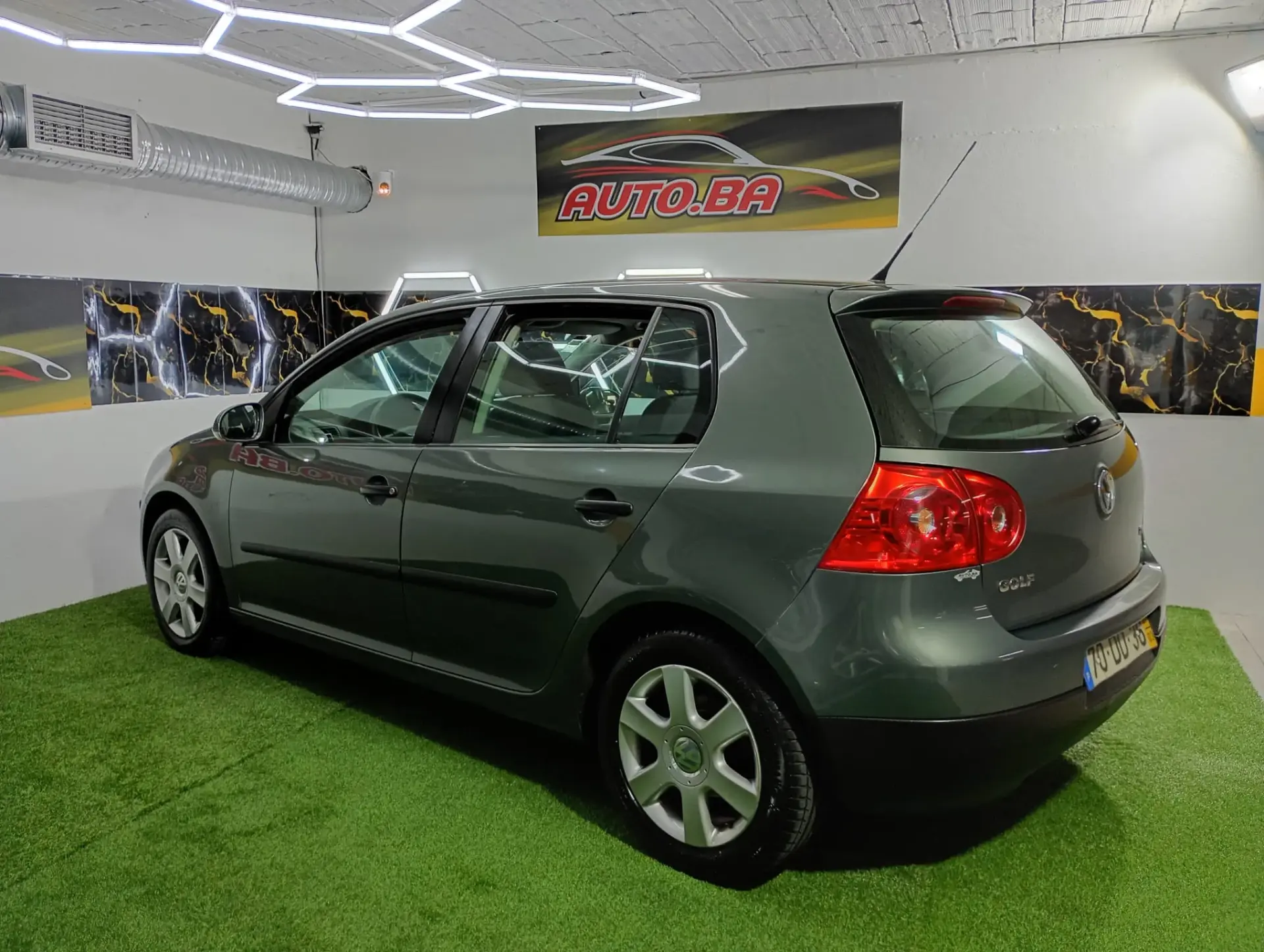 Volkswagen Golf 1.9 TDi 6V Confortline 41