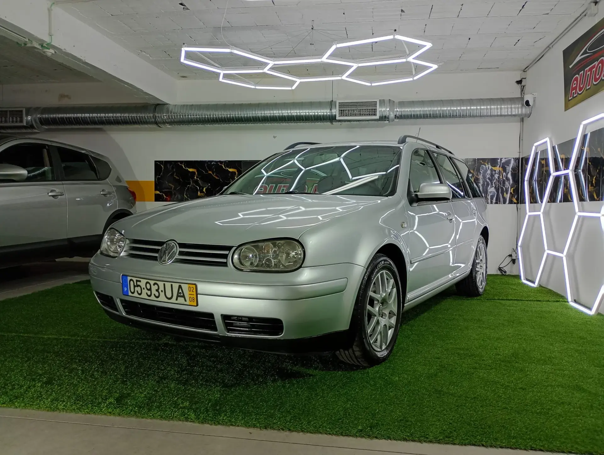 Volkswagen Golf Variant 1.9 TDi Highline 2