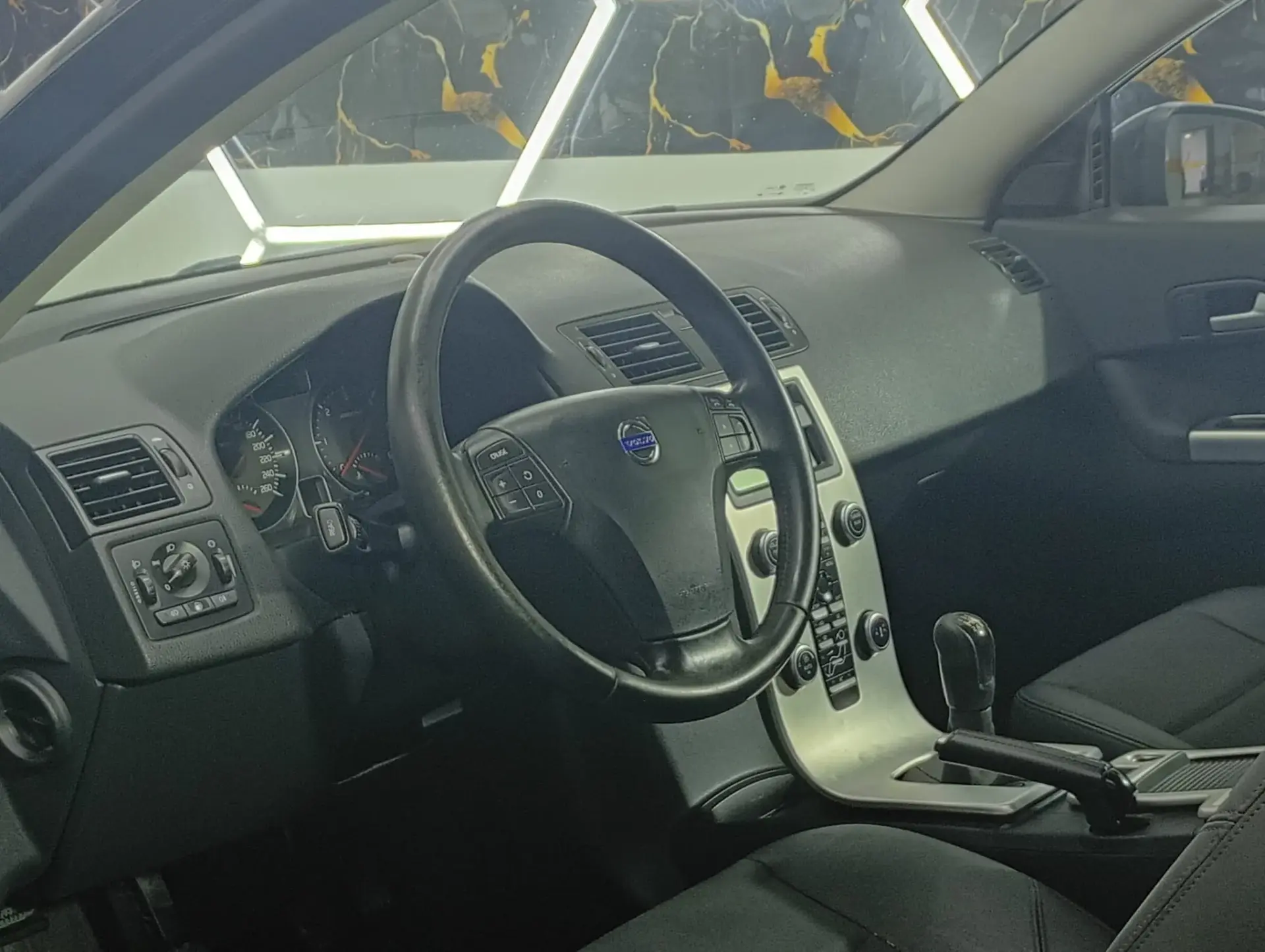 Volvo C30 1.6 D Drive Momentum 13
