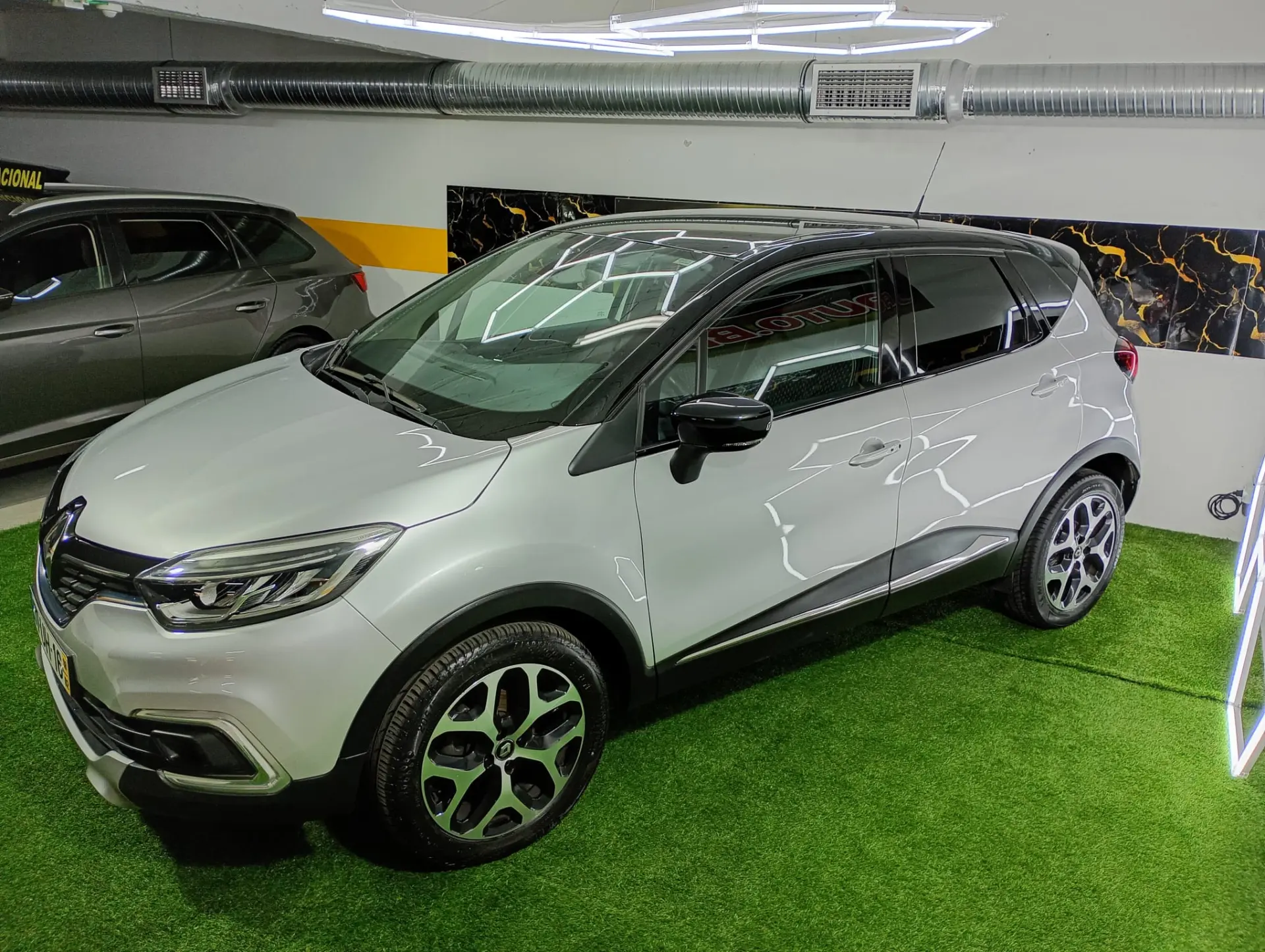 Renault Captur 0.9 TCE Exclusive 4