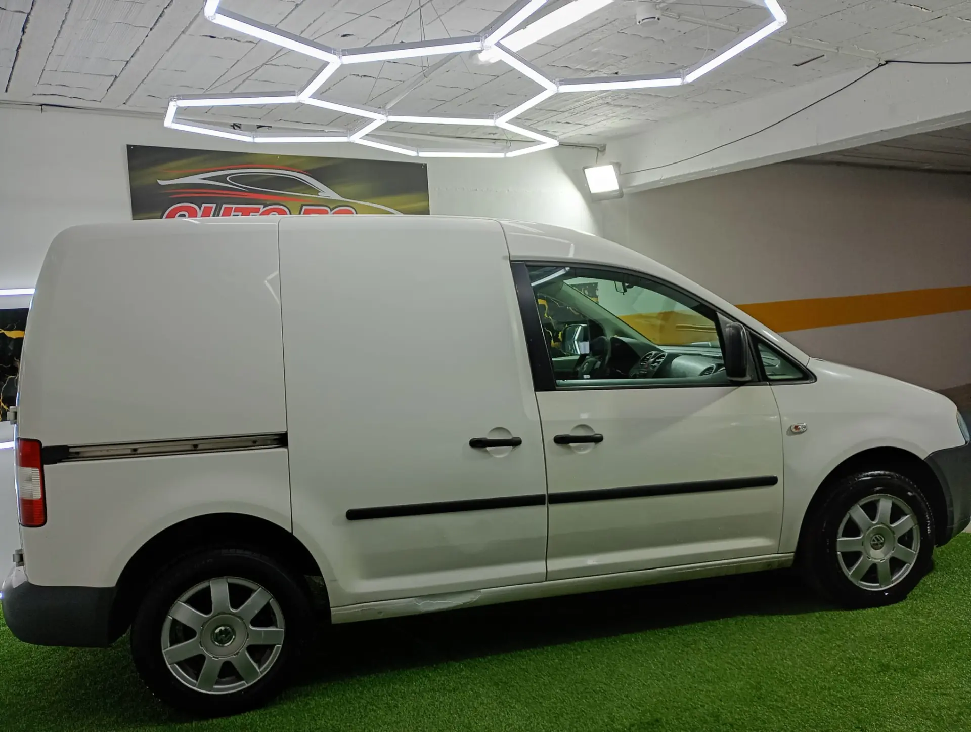 Volkswagen Caddy 2.0 SDi Ext. 5L AC 25