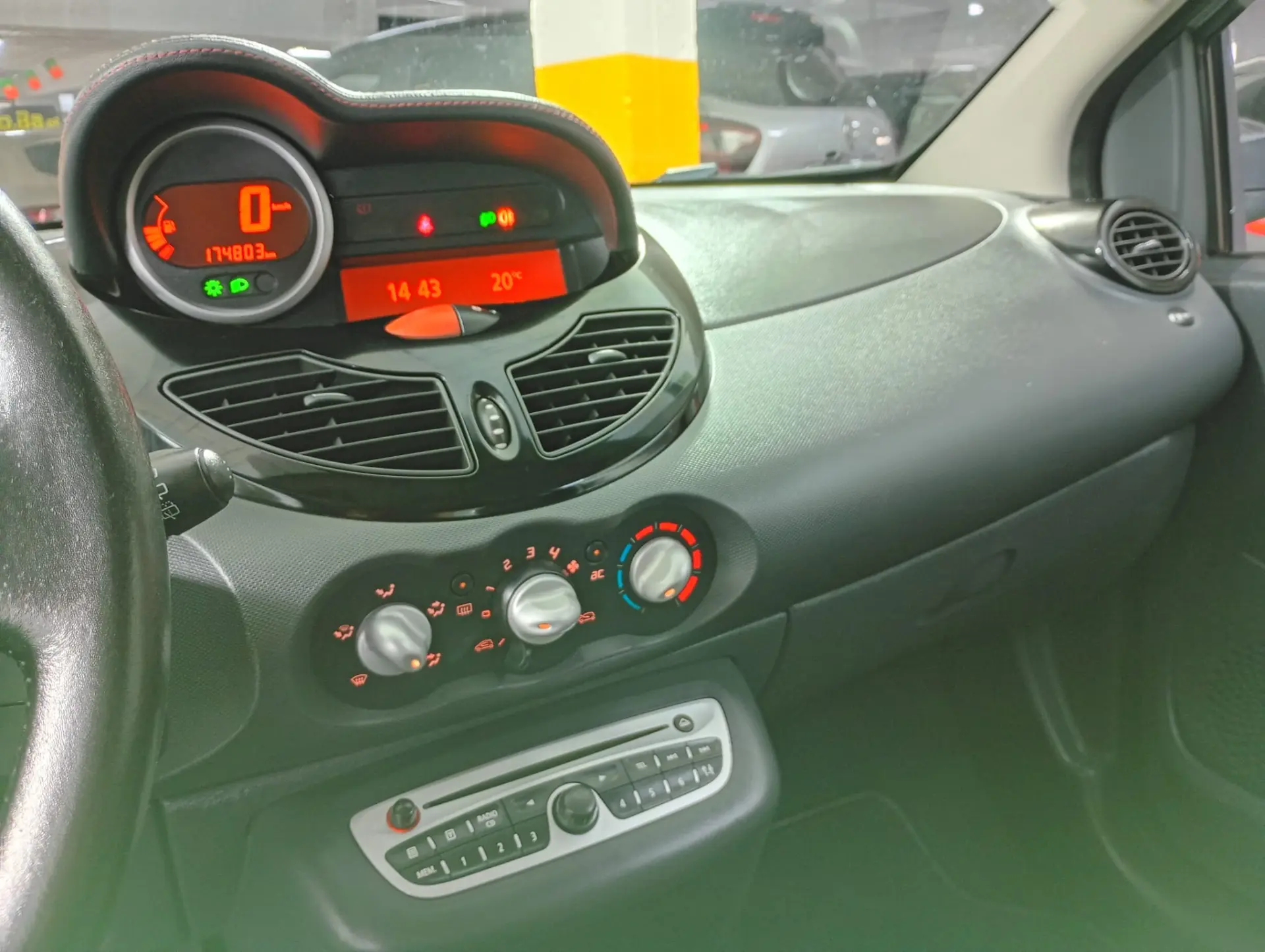 Renault Twingo 17