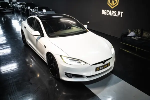 Tesla Model S 75D 3
