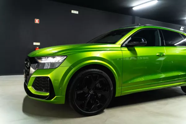 Audi RS Q8 31