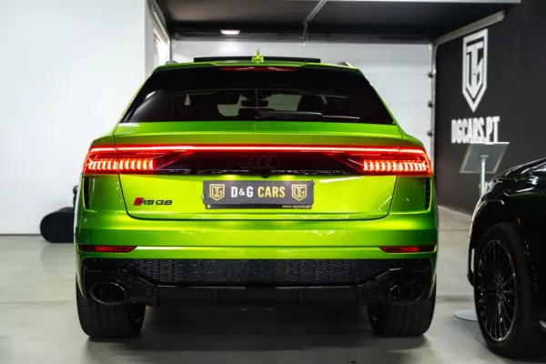 Audi RS Q8 34