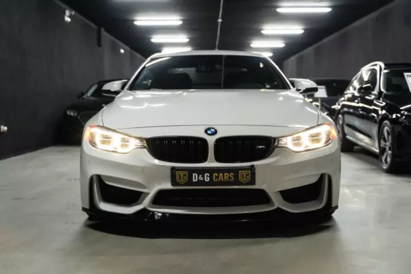 BMW M4 21