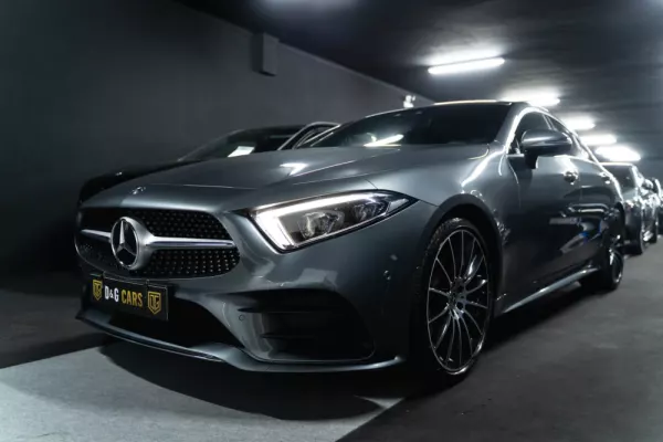 Mercedes-Benz CLS 300 2