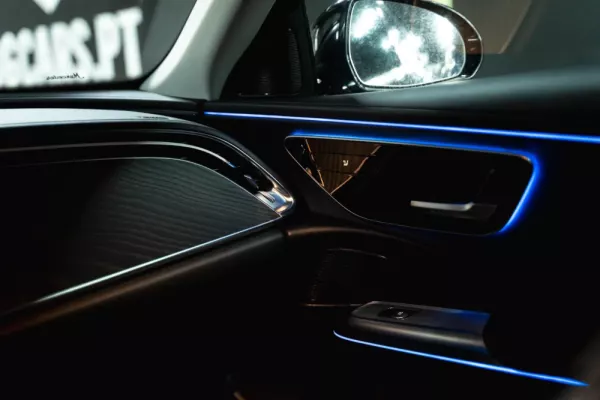 Mercedes-Benz E 220 Avantgarde 19