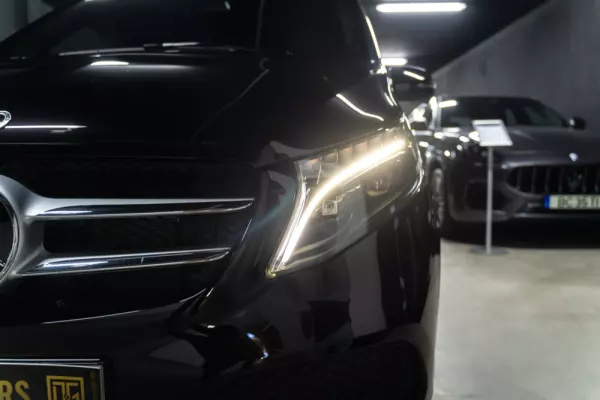 Mercedes-Benz V 250 21