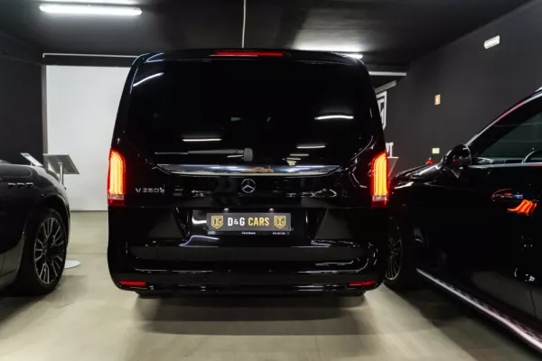 Mercedes-Benz V 250 23