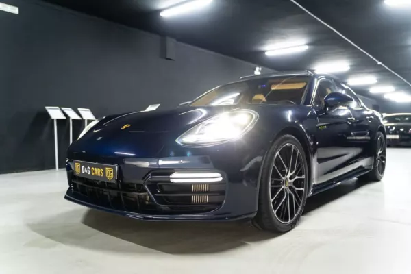 Porsche Panamera Panamera 4S 7