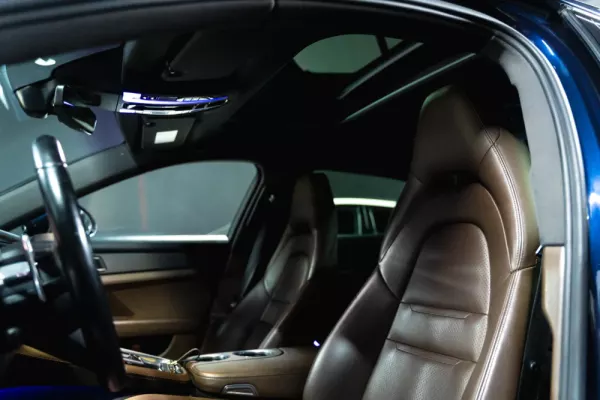 Porsche Panamera Sport Turismo 14