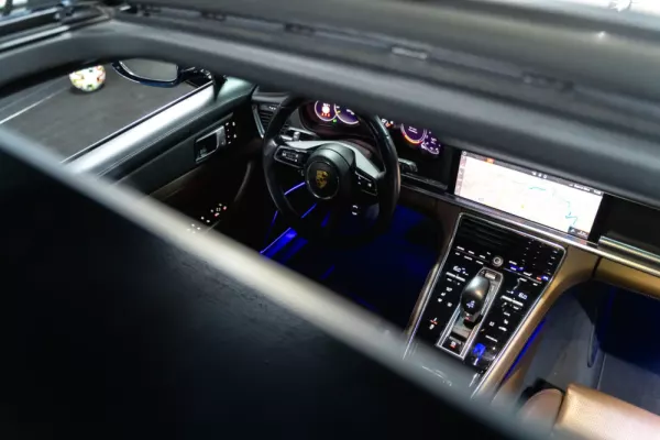 Porsche Panamera Sport Turismo 23