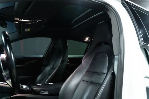 Porsche Panamera 4 S 15