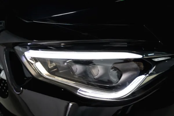 Mercedes-Benz GLA 250 e AMG Line 4