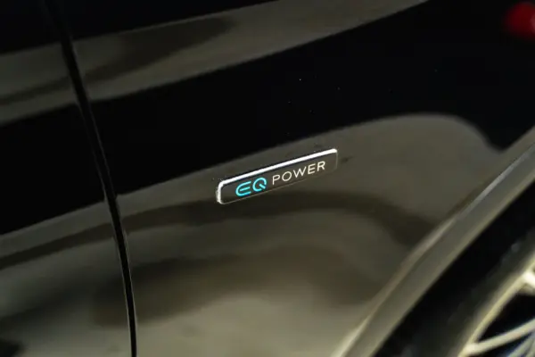 Mercedes-Benz GLC 300 de 4Matic 18