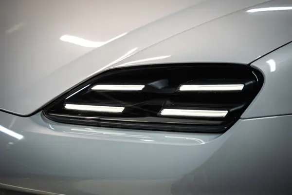 Porsche Macan Electric 4 22