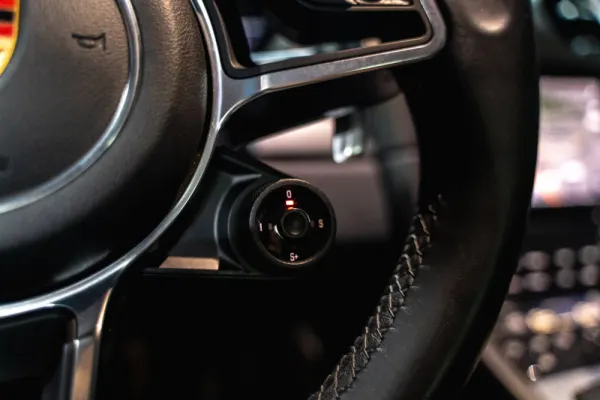 Porsche 718 Cayman 2.0 PDK 13