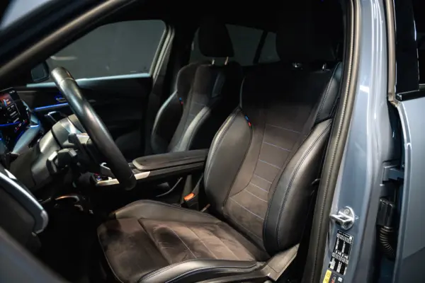 BMW iX2 eDrive20 Pack Desportivo M 13