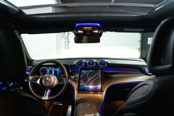 Mercedes-Benz GLC 300 e 4Matic 16