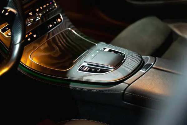 Mercedes-Benz E 300 de AMG Line 7