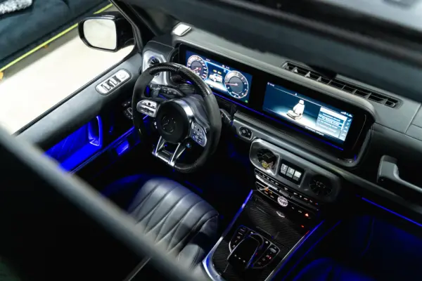 Mercedes-Benz G 63 AMG Standard 30