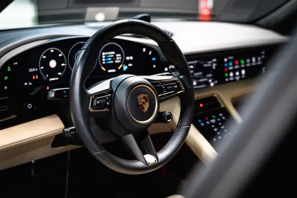 Porsche Taycan Turbo 17