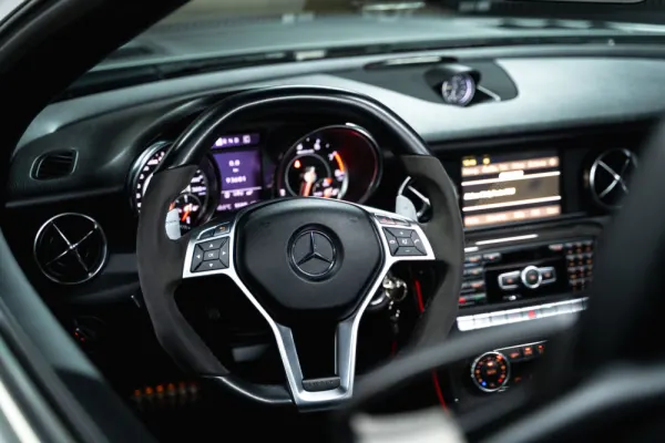 Mercedes-Benz SLK 55 AMG Outro 6