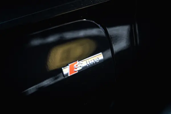 Audi A3 Sportback e-hybrid 150 kW S tronic S line 5