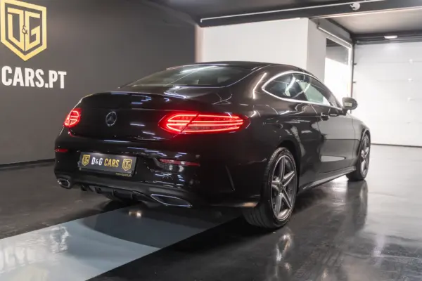 Mercedes-Benz C 250 d AMG Line Aut. 3