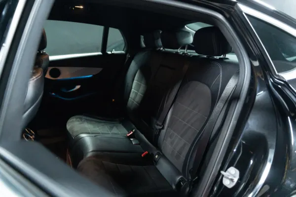 Mercedes-Benz GLC 250 d Coupé AMG Line 4-Matic 16