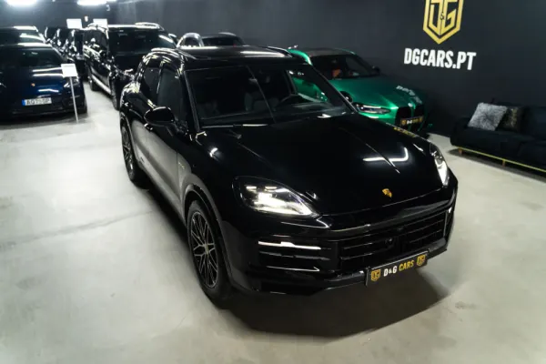 Porsche Cayenne E-Hybrid 2