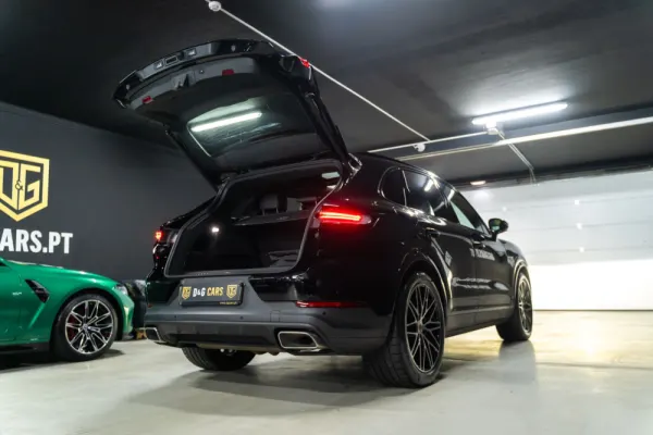 Porsche Cayenne E-Hybrid 28