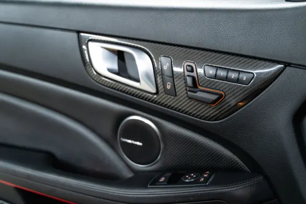 Mercedes-Benz SLK 55 AMG Outro 8