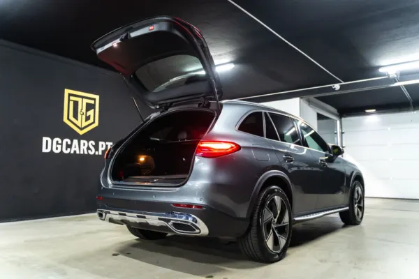 Mercedes-Benz GLC 300 e 4Matic 27