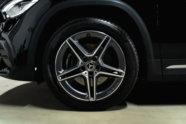 Mercedes-Benz GLA 250 e AMG Line 21