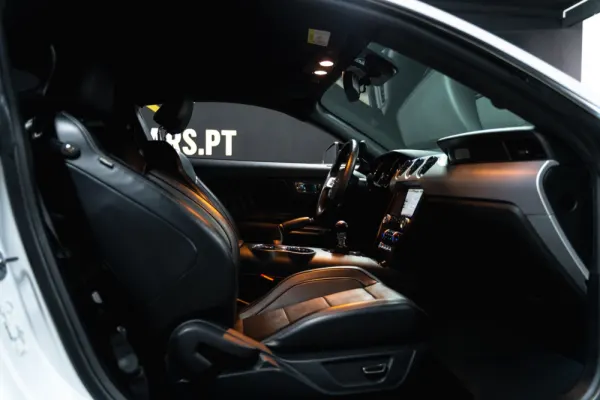 Ford Mustang 2.3i EcoBoost Aut. 15