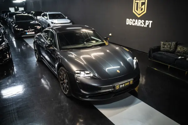 Porsche Taycan Bateria Performance Plus 2