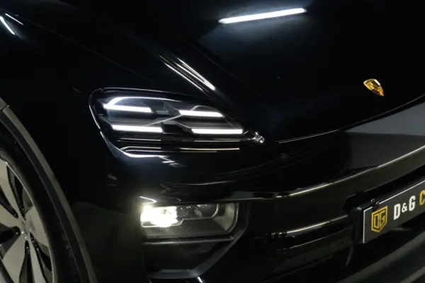 Porsche Macan Electric 4 23