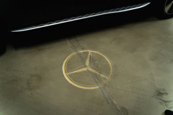 Mercedes-Benz GLC 300 e 4Matic 21