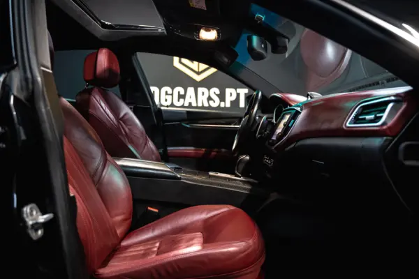 Maserati Ghibli 3.0 V6 23