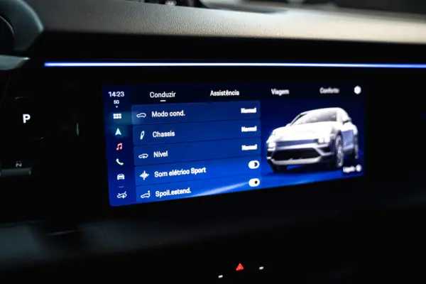 Porsche Macan Electric 4 9