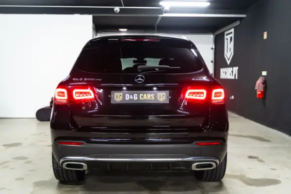 Mercedes-Benz GLC 300 de 4Matic 21