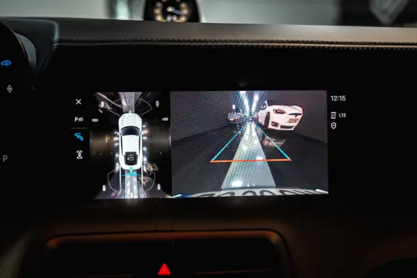 Porsche Taycan Turbo 15