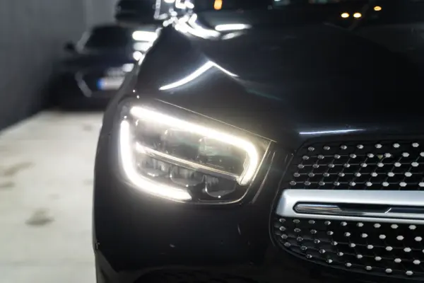 Mercedes-Benz GLC 300 de 4Matic 5
