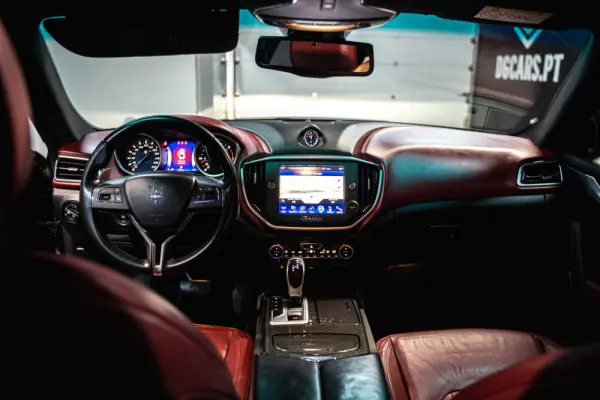 Maserati Ghibli 3.0 V6 21