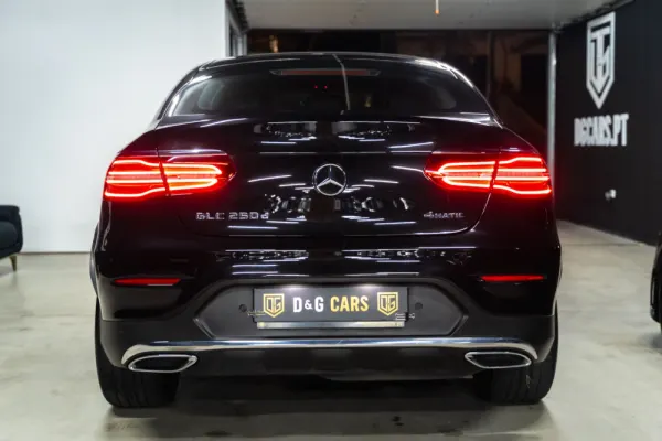 Mercedes-Benz GLC 250 d Coupé AMG Line 4-Matic 21