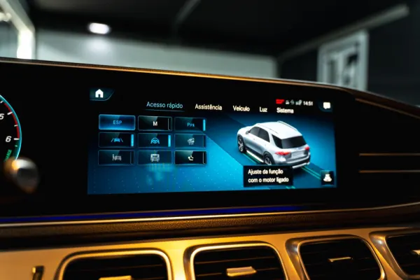 Mercedes-Benz GLE 350 de 4Matic 11