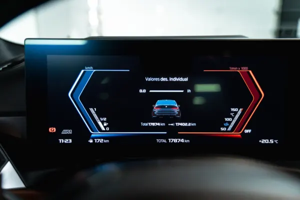 BMW M3 Competition xDrive 9